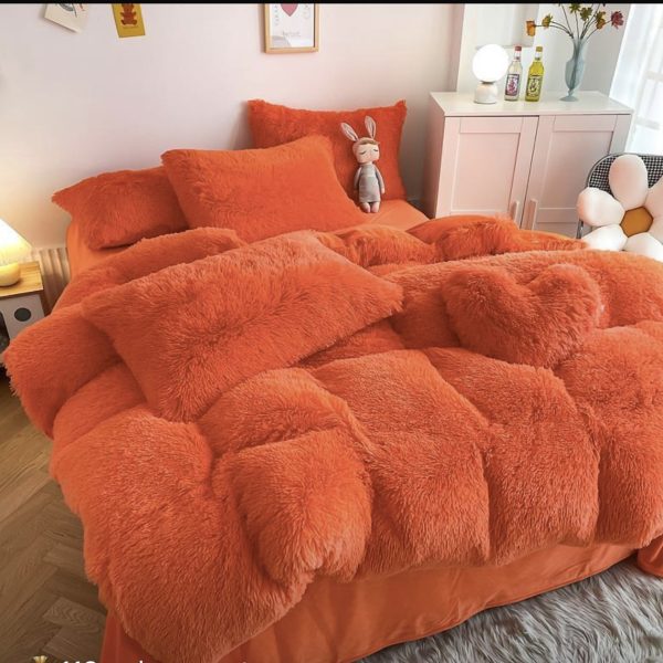 Luxury Fluffy Blanket Set